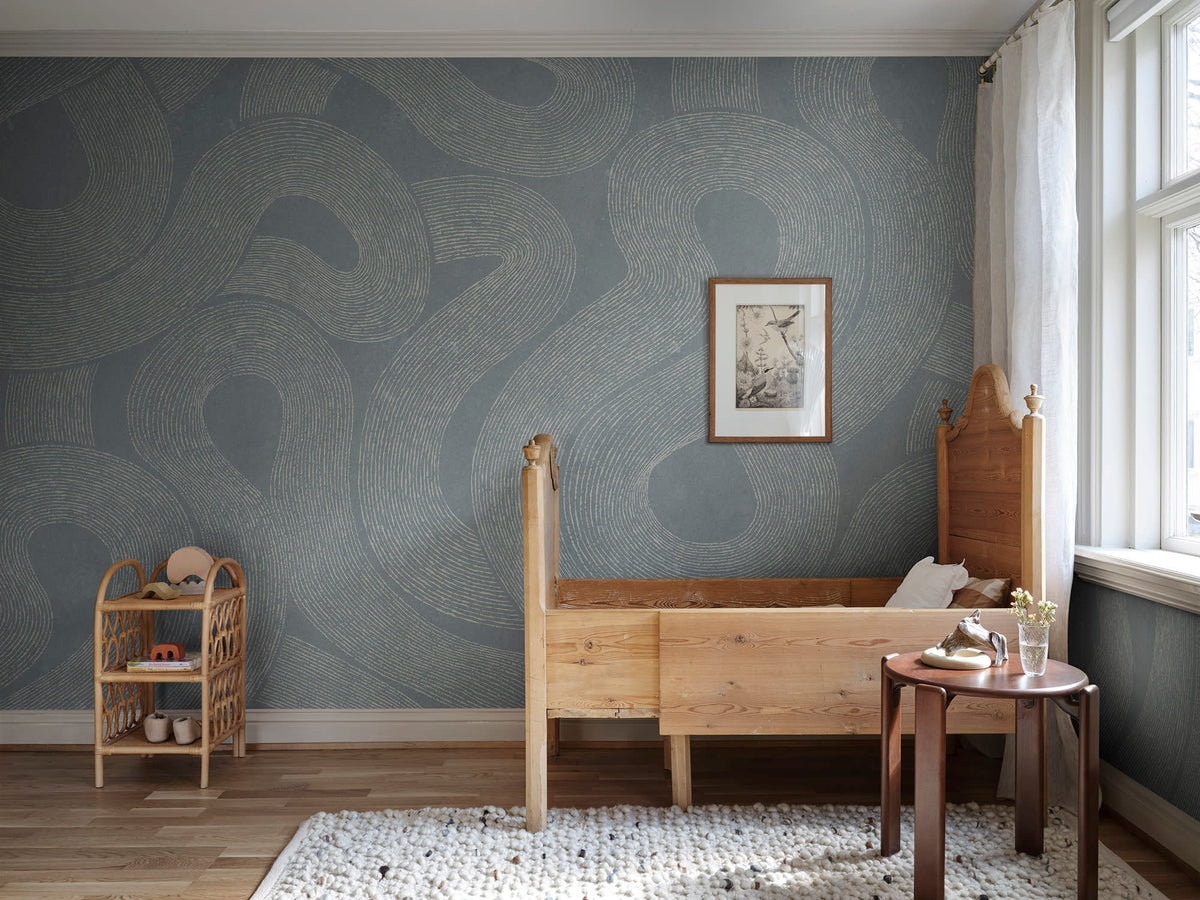Sandberg Zen Mural Misty Blue S10549 – Raumansicht