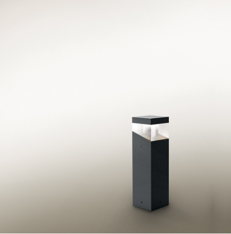 Artemide - Stehleuchte LED Outdoor Tetragono-Leuchten-Artemide-H 45 cm Anthrazitgrau-TOJU Interior