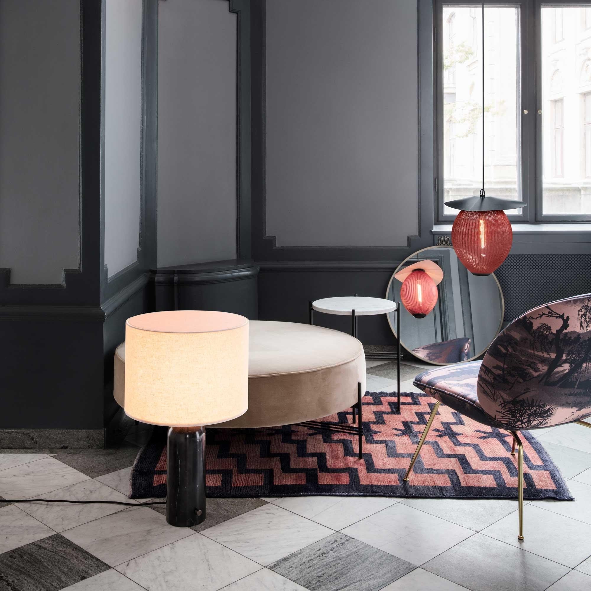 Gubi - Gravity Tischleuchte S-Gubi-grauer Marmor / Leinen Schirm-TOJU Interior