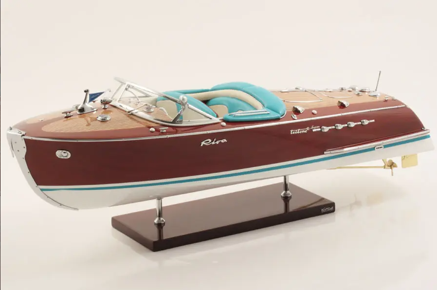 Kiade - Modellboot Riva Super Tritone 55cm-Modellboot-Kiade-TOJU Interior