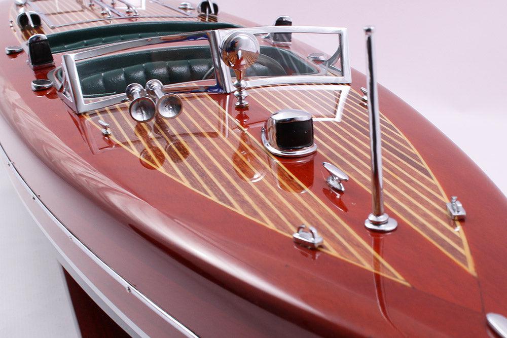 Kiade - Modellboot TAIFUN 92cm-Modellboot-Kiade-TOJU Interior