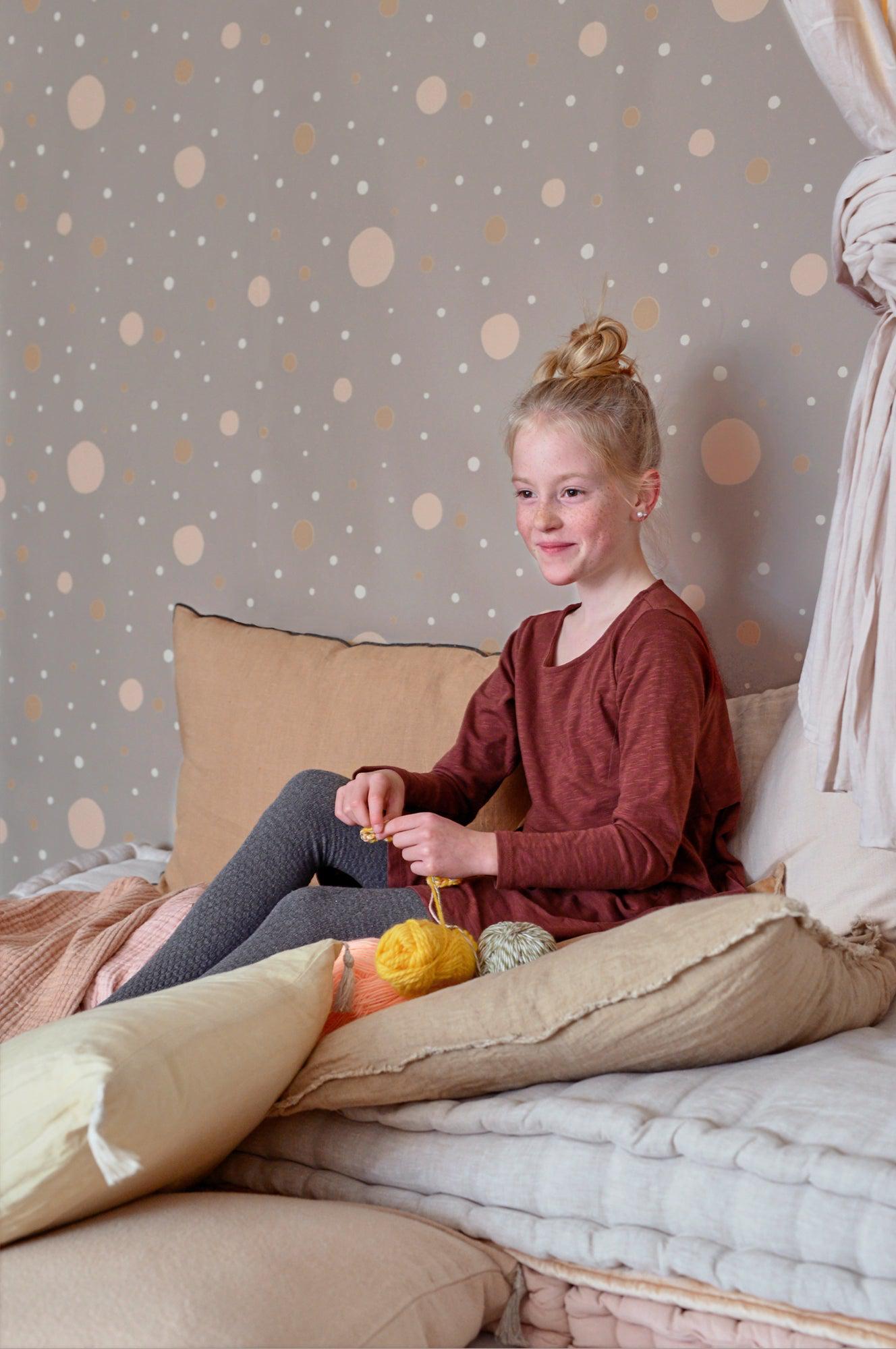 Majvillan - Tapete Confetti Mysterious Grey-Tapeten-Majvillan-TOJU Interior