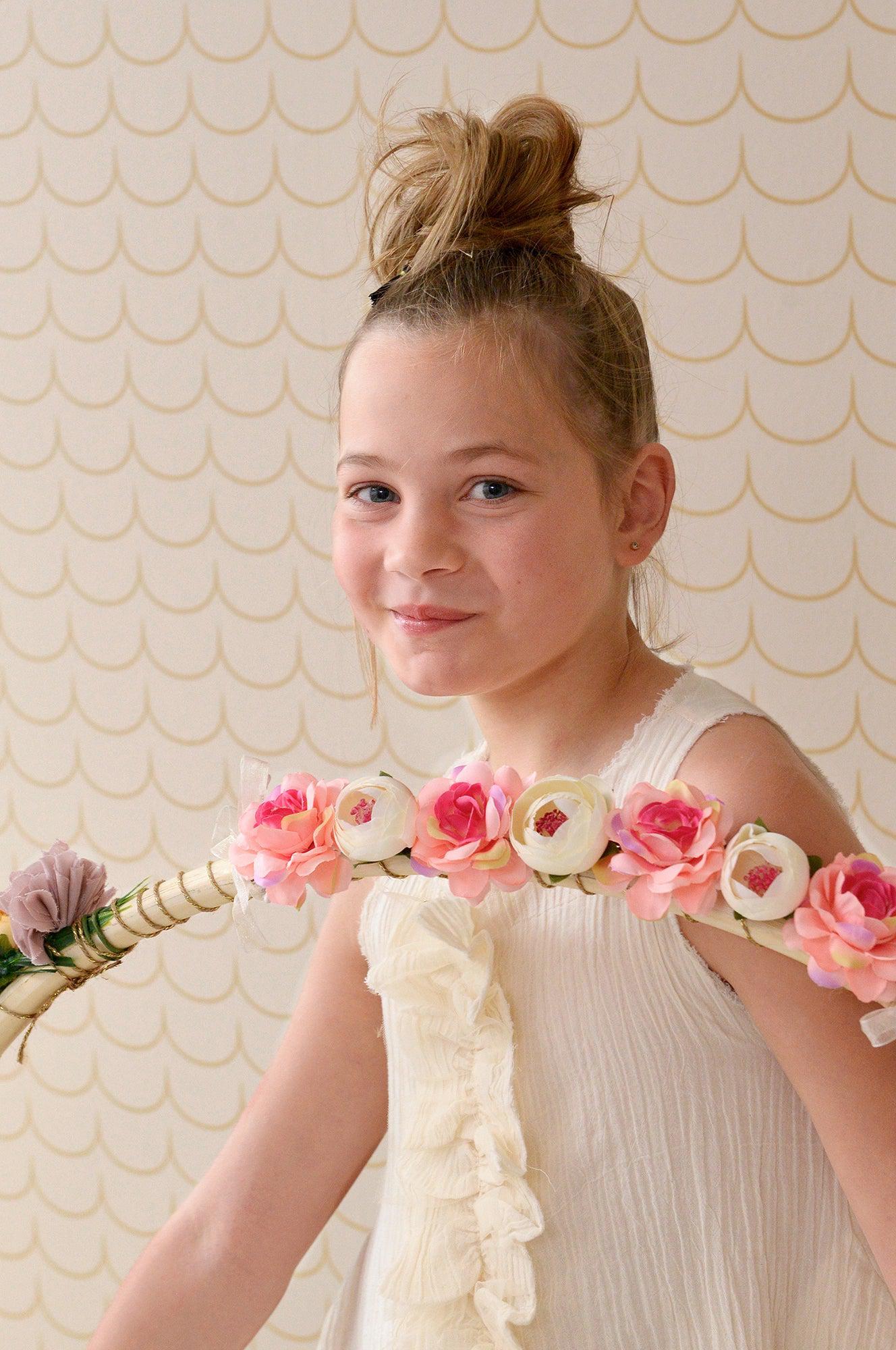 Majvillan - Tapete Drop Curtain-Tapeten-Majvillan-TOJU Interior