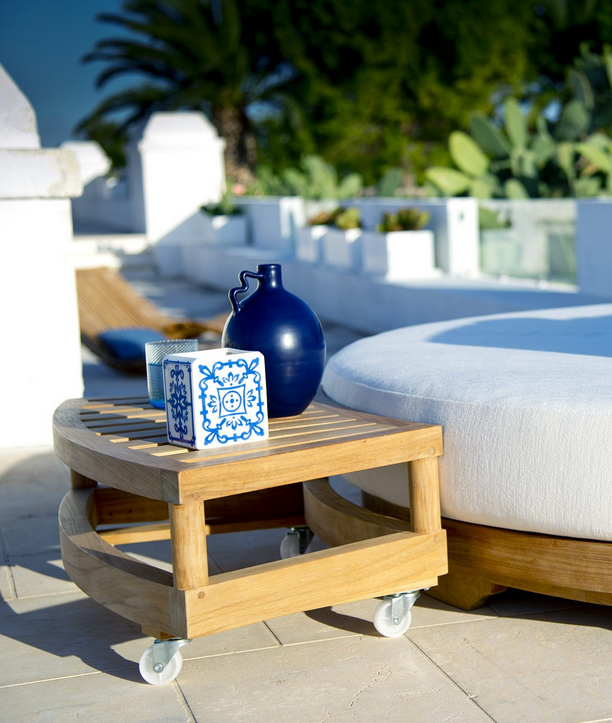 Unopiu - Beistelltisch für Insel Pevero-Tisch-Unopiu-TOJU Interior