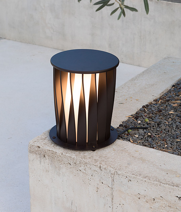 Unopiu - Lampe Aton aus Aluminium mit gedrehten Leisten-Leuchte-Unopiu-Bronze-TOJU Interior