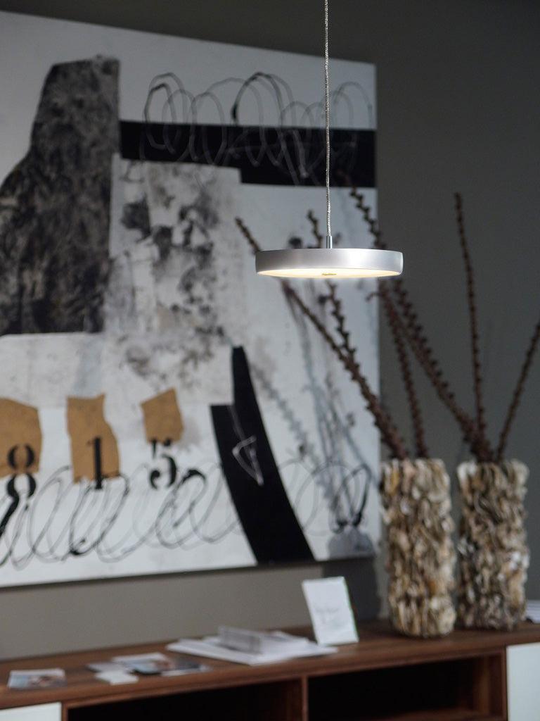 Oligo - Pendelleuchte Decent 1-flammig-Pendelleuchte-Oligo--TOJU Interior