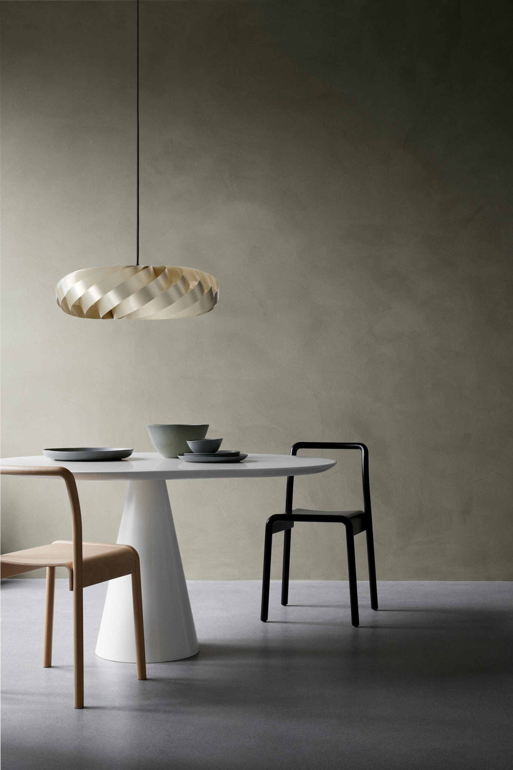 Tom Rossau- Pendelleuchte TR5-Pendelleuchte-Tom Rossau--Toju-Interior