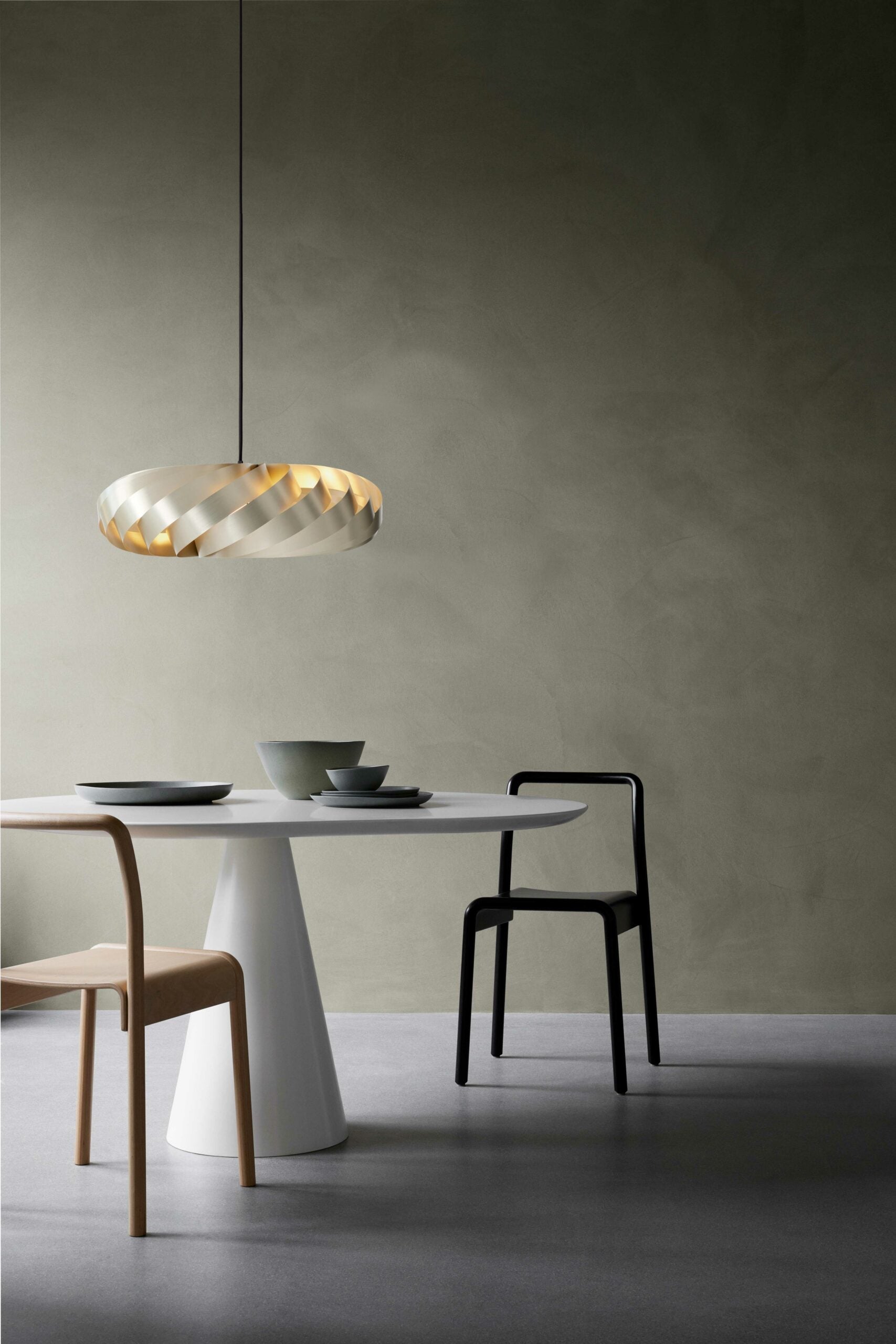 Tom Rossau- Pendelleuchte TR5-Pendelleuchte-Tom Rossau--Toju-Interior