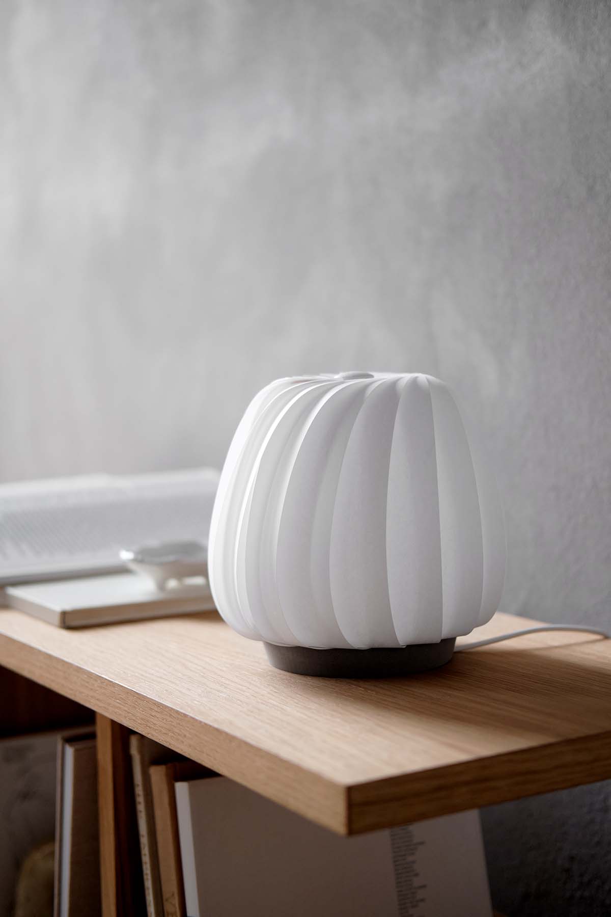 Tom Rossau - Tischleuchte ST906 Mini-Tischleuchte-Tom Rossau-Paper White-5744002222322-Toju-Interior