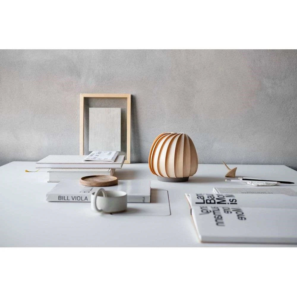 Tom Rossau - Tischleuchte ST906 Mini-Tischleuchte-Tom Rossau--Toju-Interior