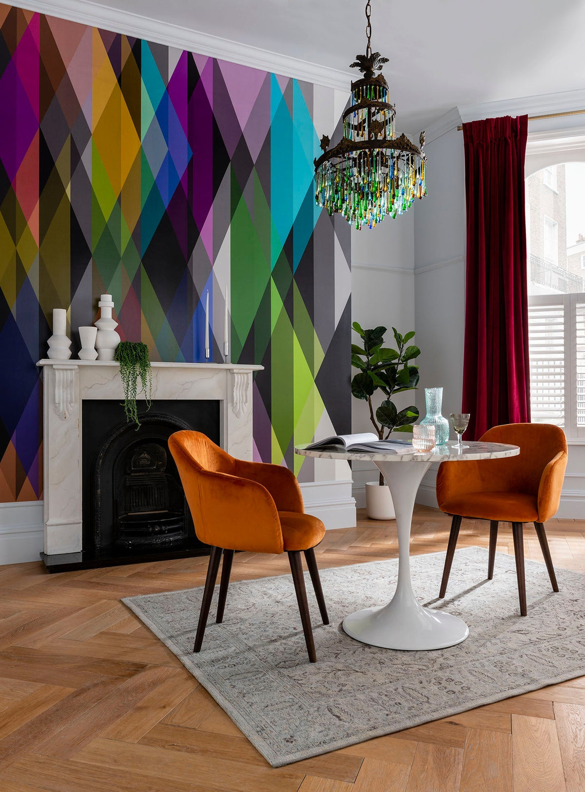 Cole & Son Circus Bright Multi on Purple 93/6020 – Raumansicht