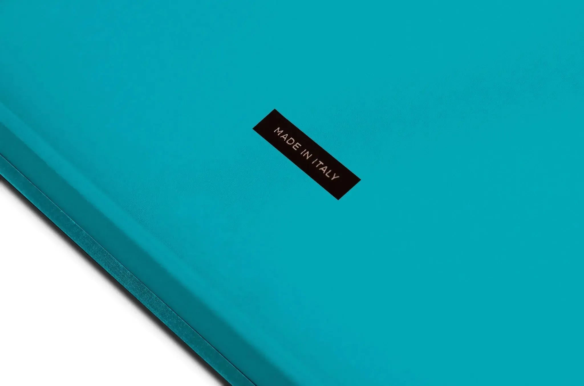 Assouline - Riva Aquarama-Assouline-TOJU Interior