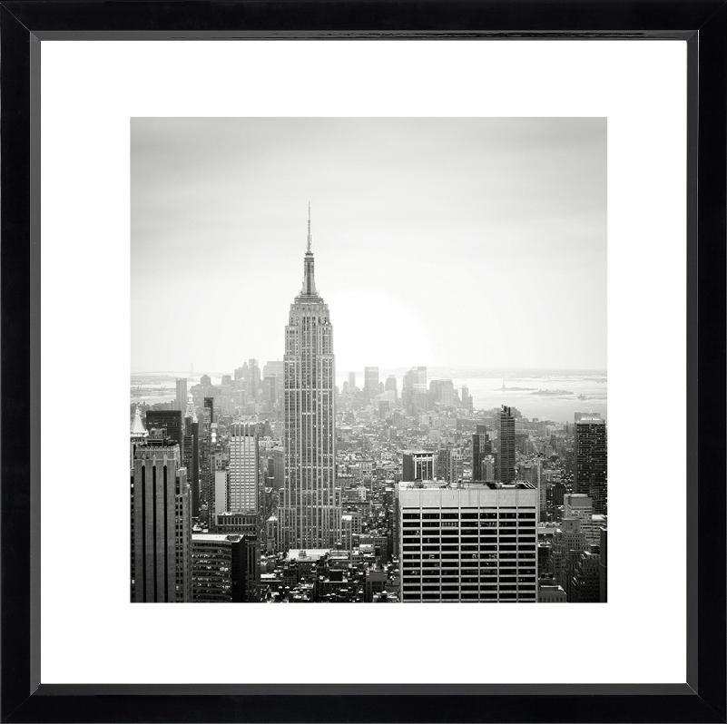 Brookpace Fine Art - Empire State Building-Wandbild-Brookpace Lascelles-Studio / Lackrahmen schwarz-TOJU Interior