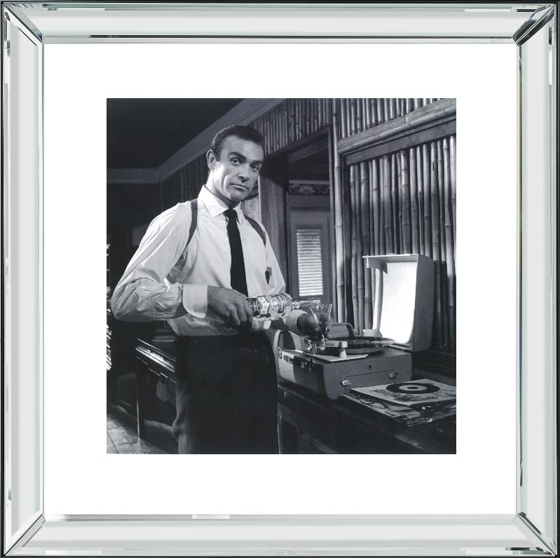 Brookpace Fine Art - Sean Connery Vodka Martini-Wandbild-Brookpace Lascelles-Manhattan / Spiegelrahmen-TOJU Interior