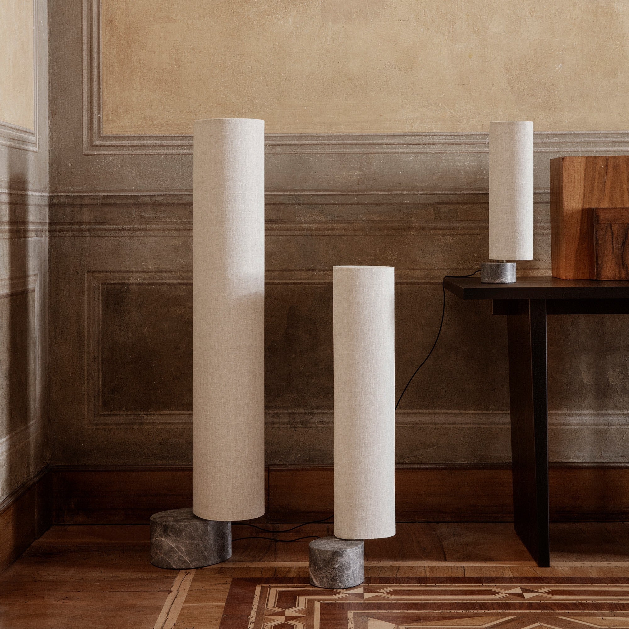 Gubi - Unbound LED Stehleuchte H 120cm-Gubi-Leinen weiß/Schirm-TOJU Interior