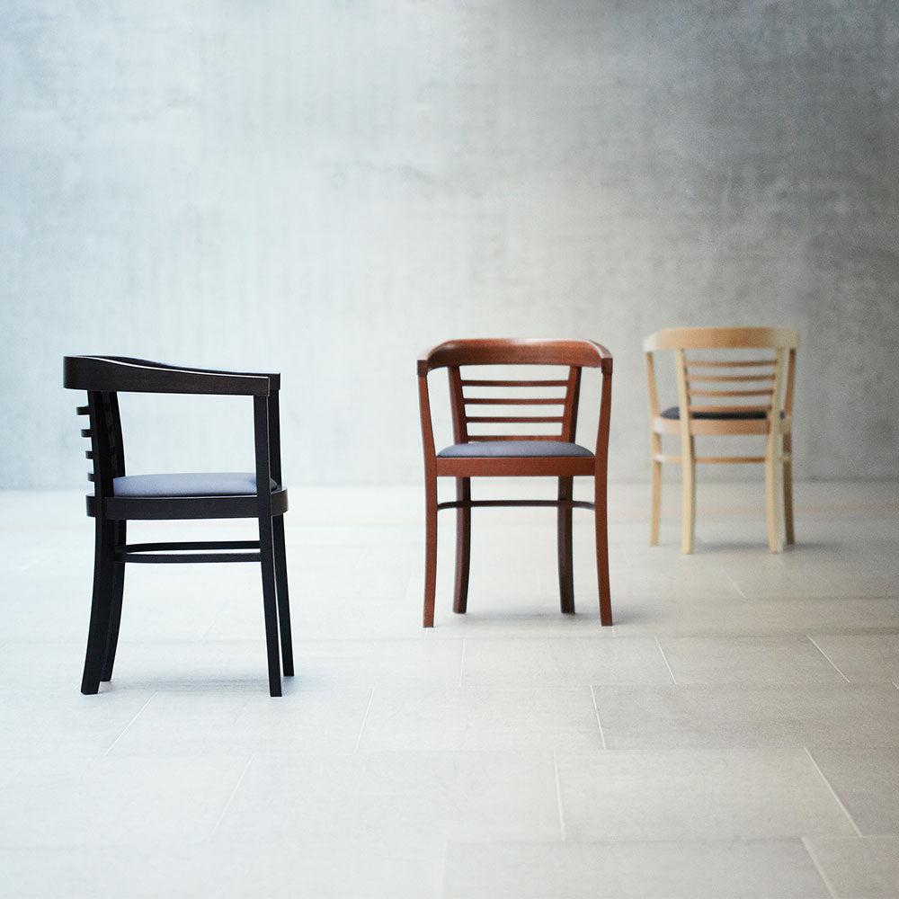 Jan Kurtz - Stuhl Charles-Stühle-Jan Kurtz-Kirschbaum-TOJU Interior