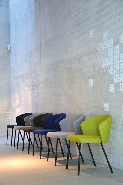 Jan Kurtz - Stuhl Mila-Stühle-Jan Kurtz-Schwarz-TOJU Interior