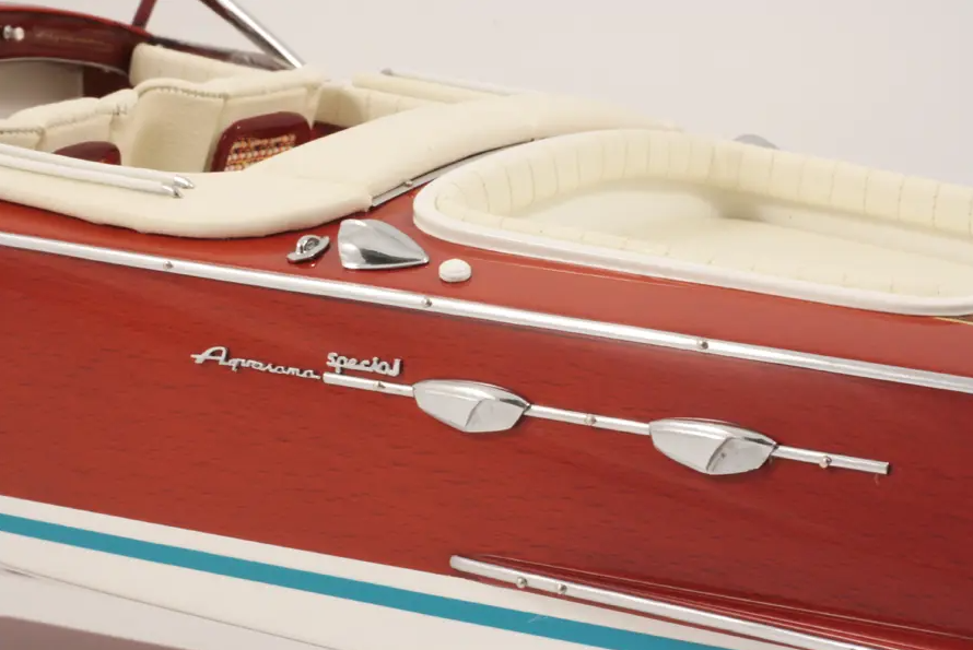 Kiade - Modellboot Riva Aquarama Special 58cm Ivory-Modellboot-Kiade-TOJU Interior