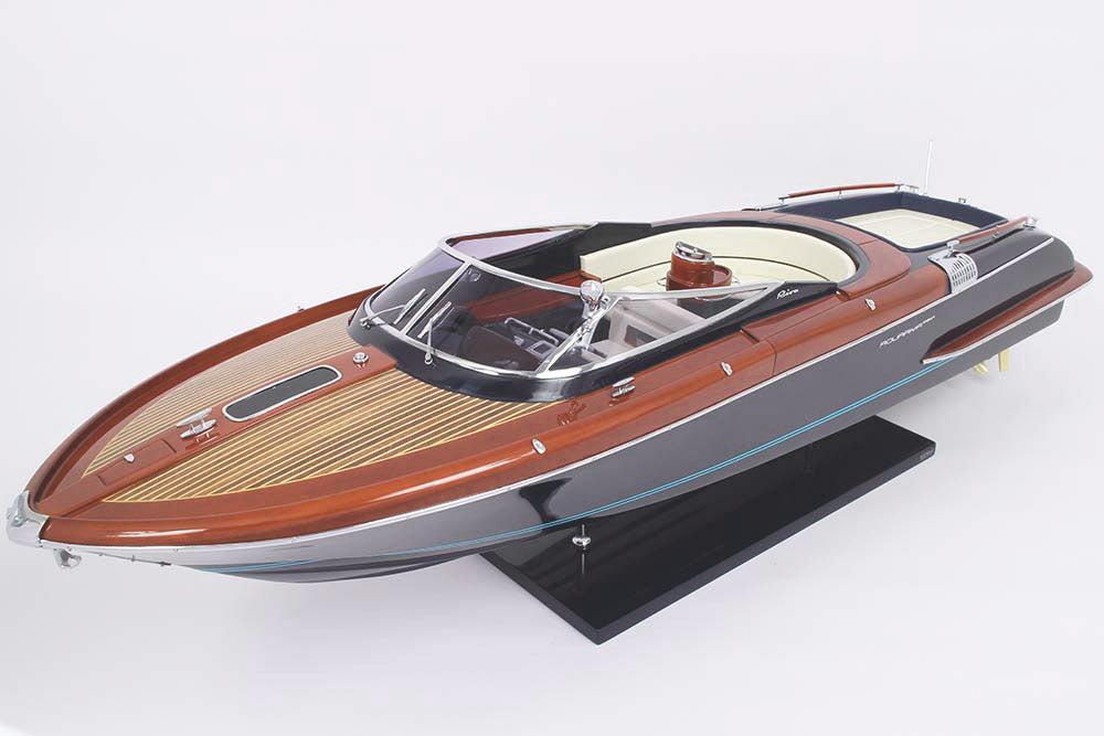 Kiade - Modellboot Riva Aquariva Super 84cm-Modellboot-Kiade-TOJU Interior