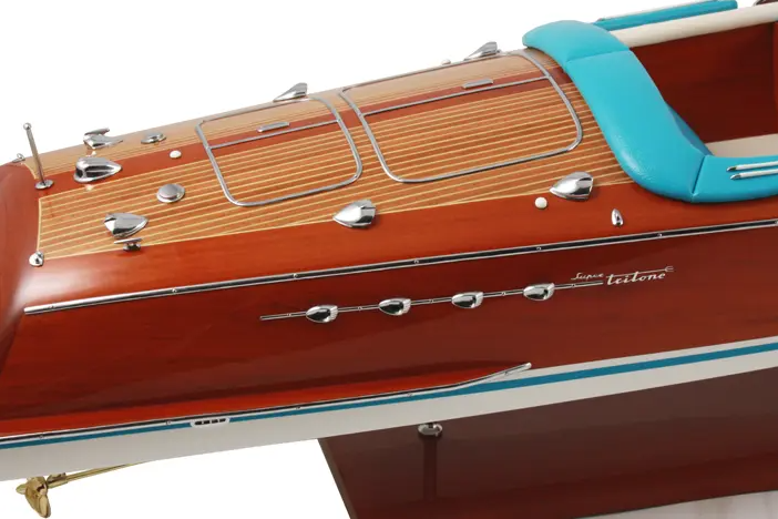 Kiade - Modellboot Riva Super Tritone 87cm-Modellboot-Kiade-TOJU Interior