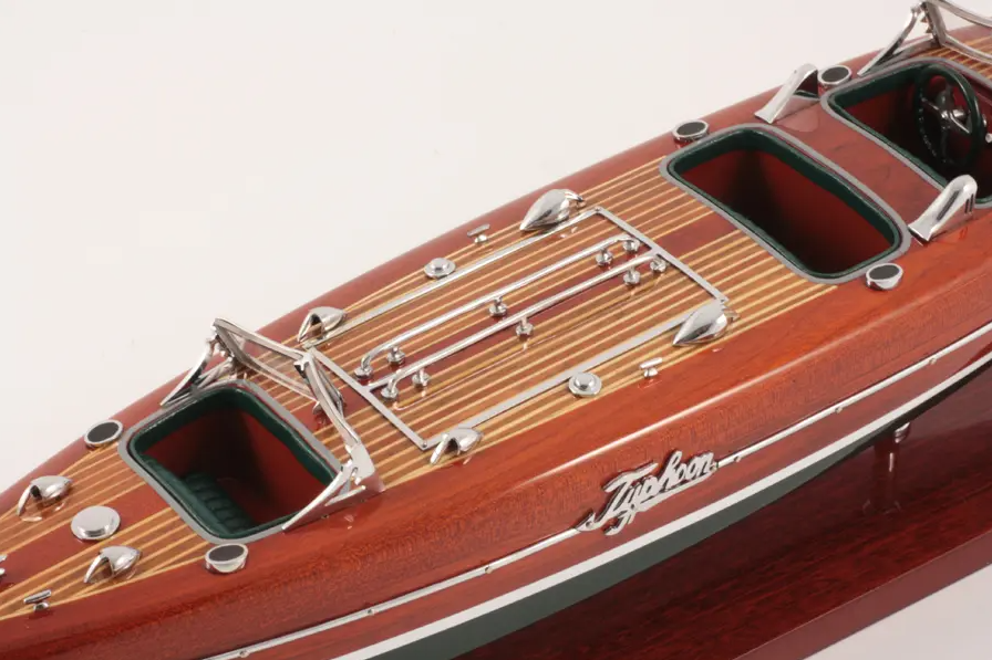 Kiade - Modellboot TAIFUN 50cm-Modellboot-Kiade-TOJU Interior