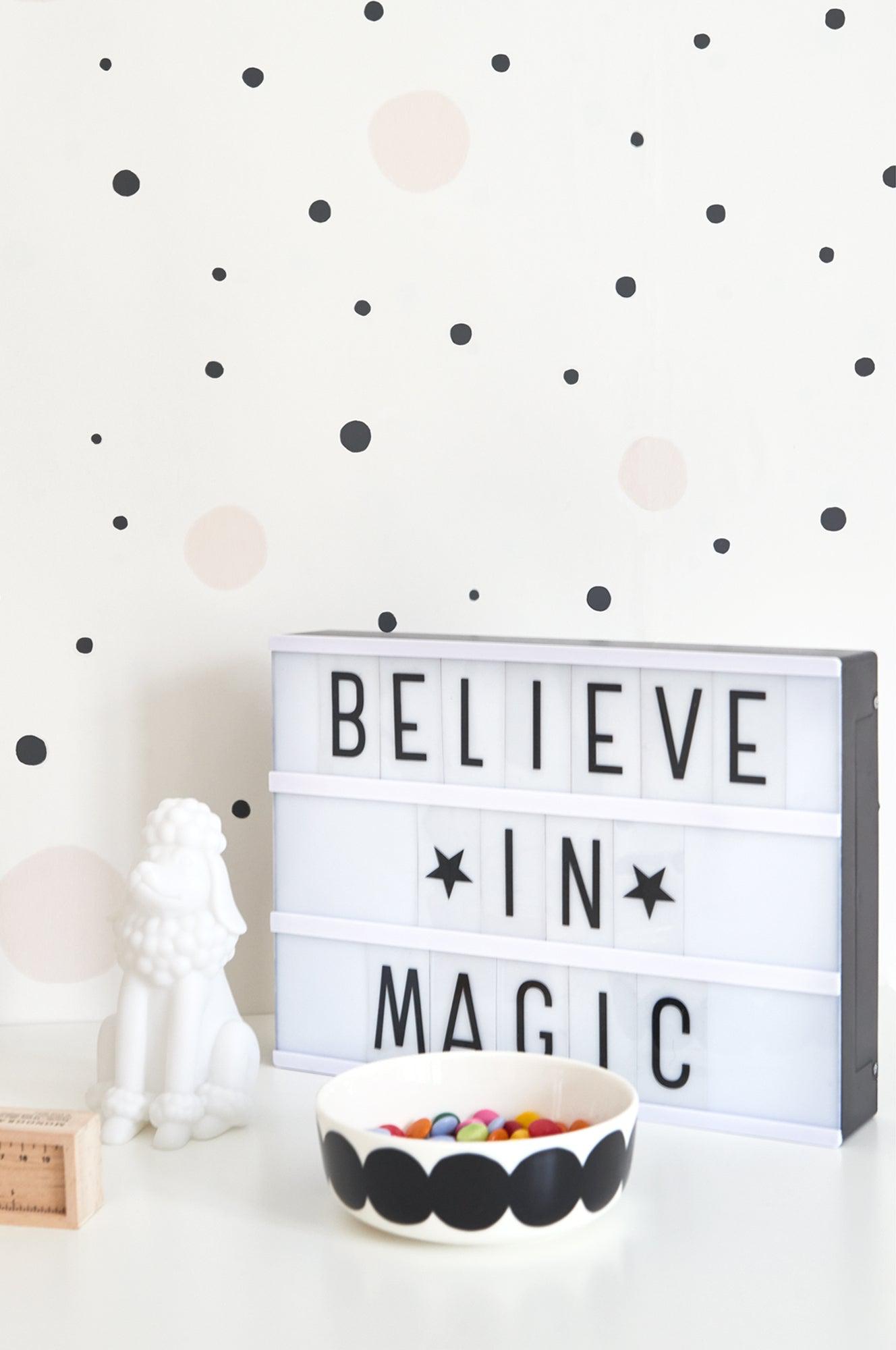 Majvillan - Tapete Confetti-Tapeten-Majvillan-TOJU Interior