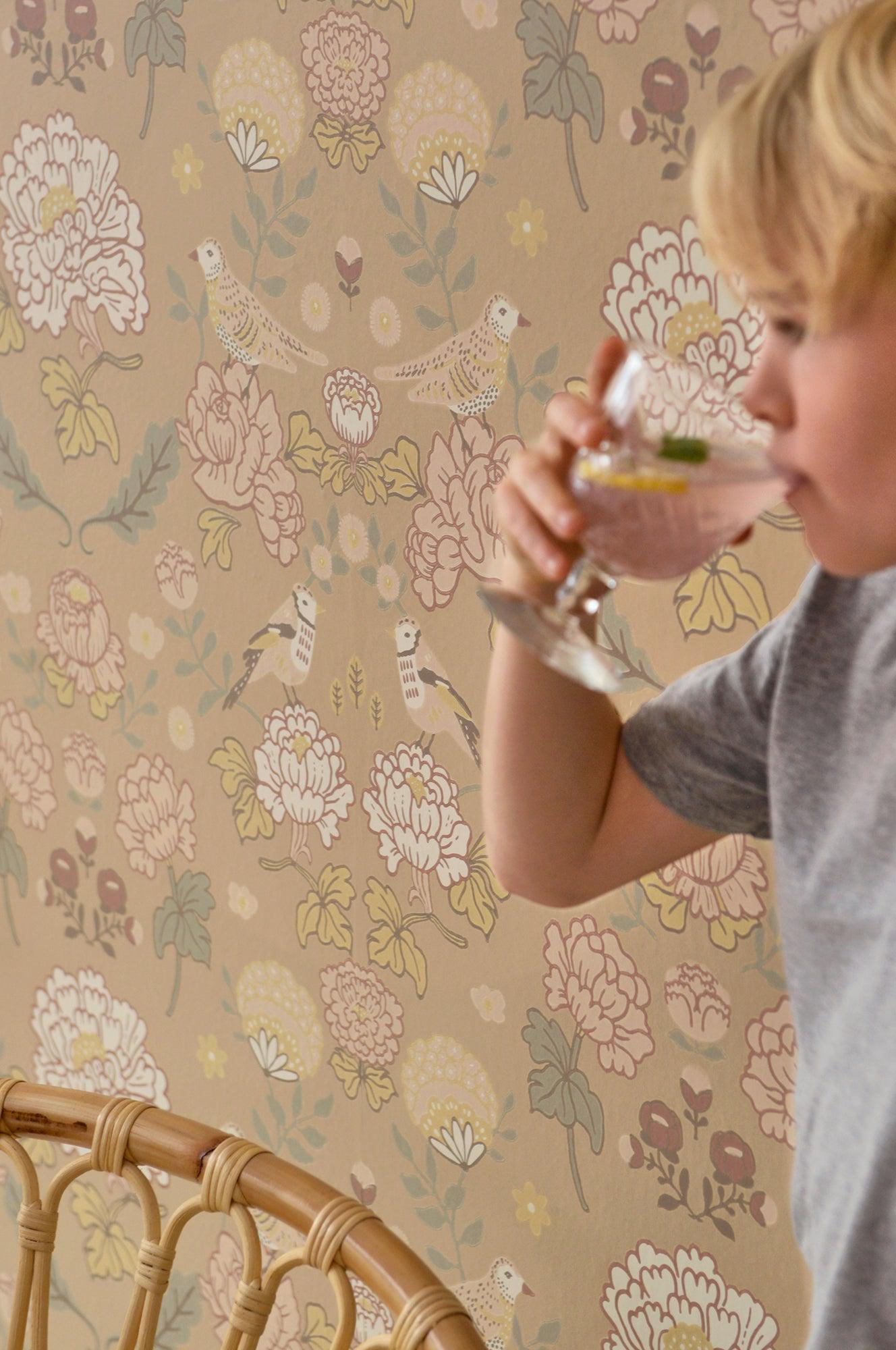 Majvillan - Tapete June-Tapeten-Majvillan-TOJU Interior