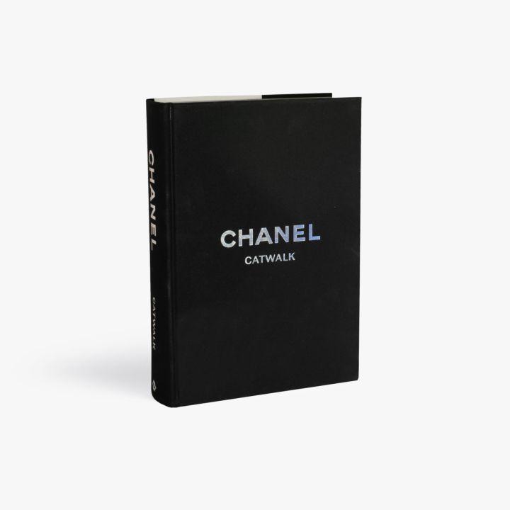 THAMES & HUDSON - Chanel Catwalk: The Complete Collections - Coffee Table Book-TOJU Interior