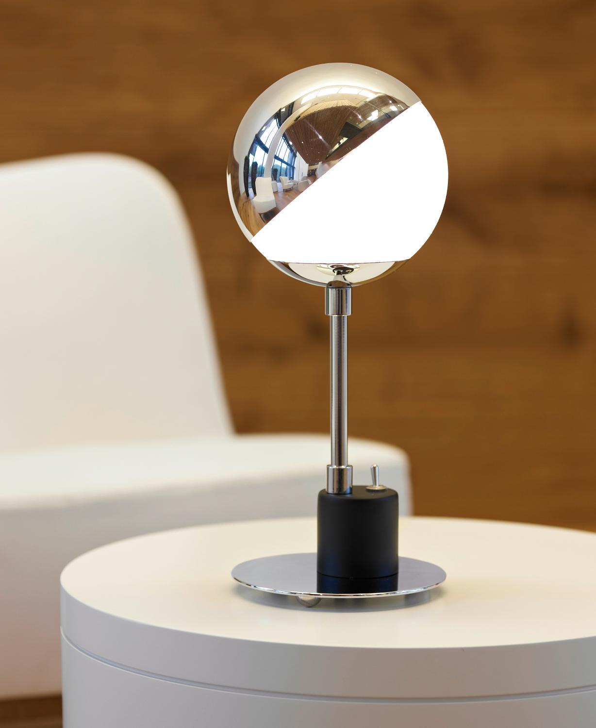 Tecnolumen - Bauhaus Tischleuchte mit Halbkugel SF 28-Tischleuchte-Tecnolumen-TOJU Interior -SF28