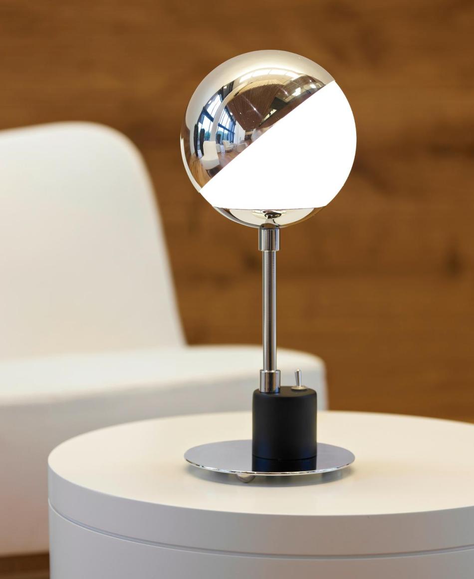 Tecnolumen - Bauhaus Tischleuchte mit Halbkugel SF 28-Tischleuchte-Tecnolumen-TOJU Interior -SF28