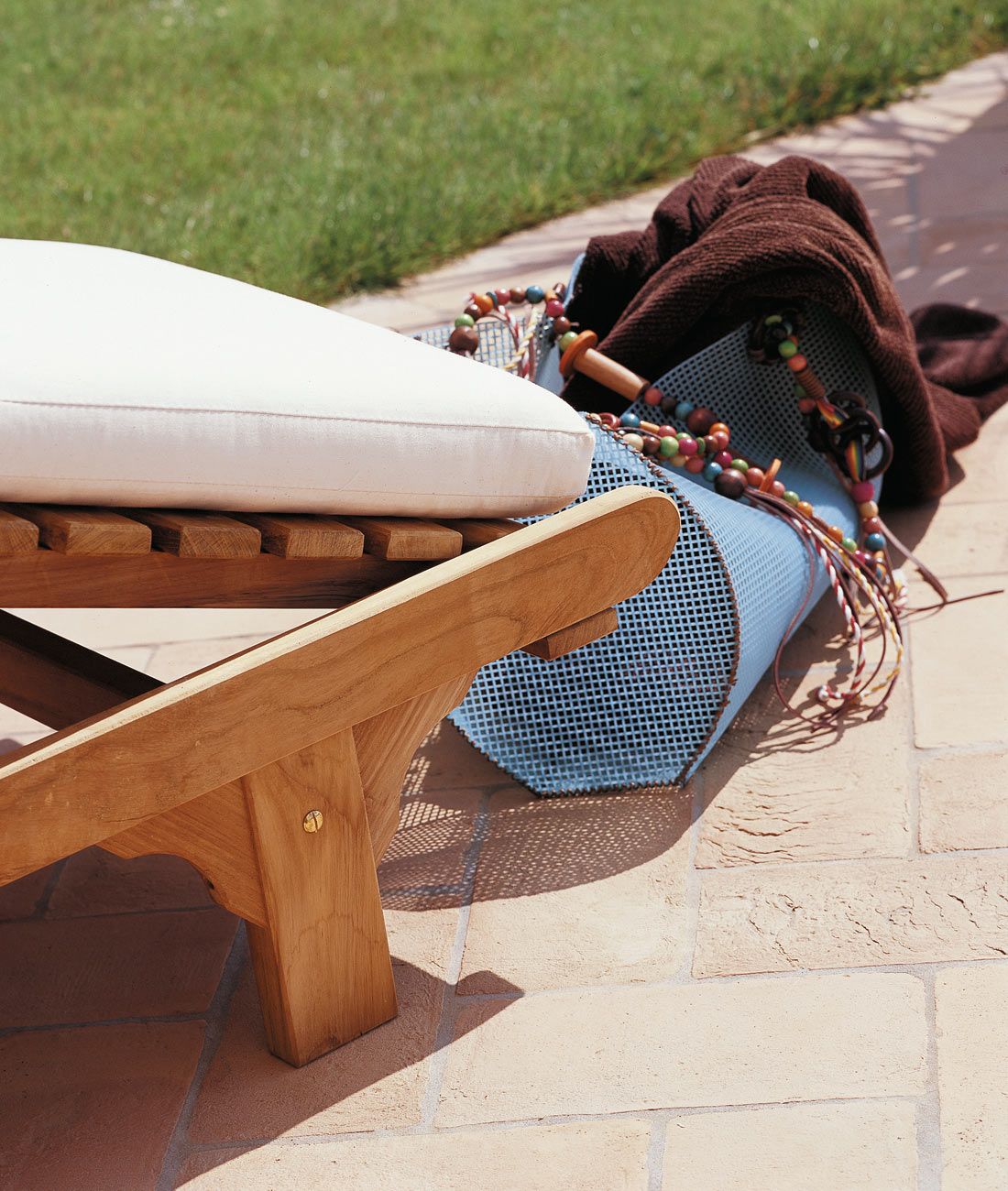 Unopiu - Gartenliege Chelsea aus Teakholz-Gartenliege-Unopiu-TOJU Interior