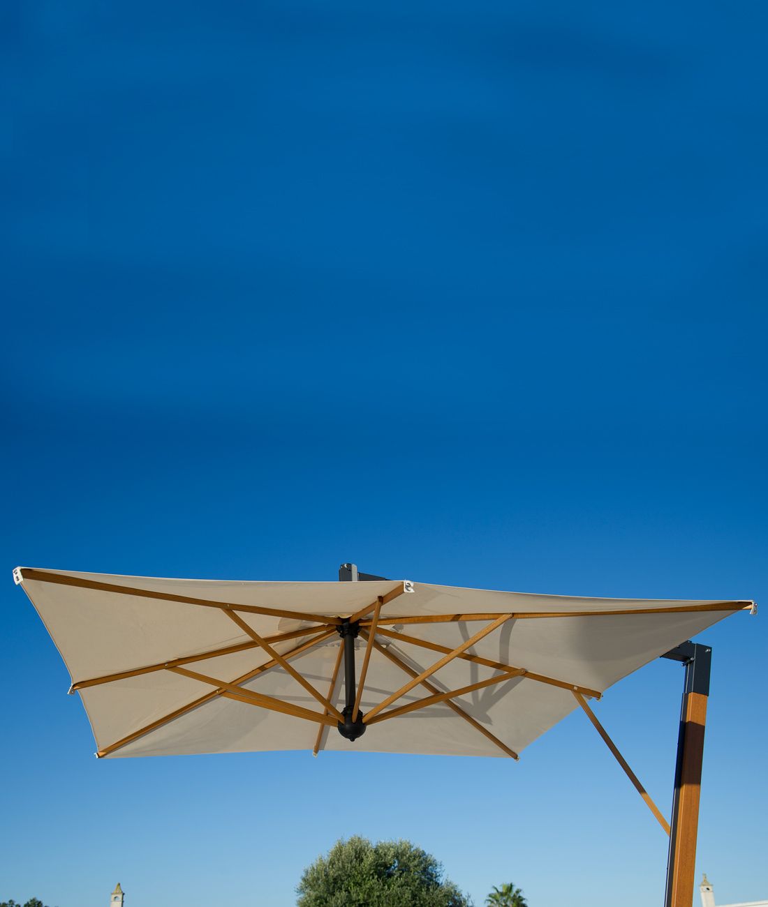 Unopiu - Sonnenschirm Salento quadratisch aluminium in Holzoptik-Sonnenschirm-Unopiu-TOJU Interior