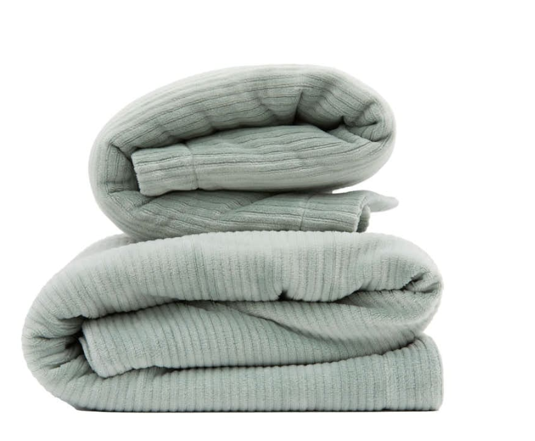 William Walker - Hundedecke sage-Hundedecke-William Walker-TOJU Interior