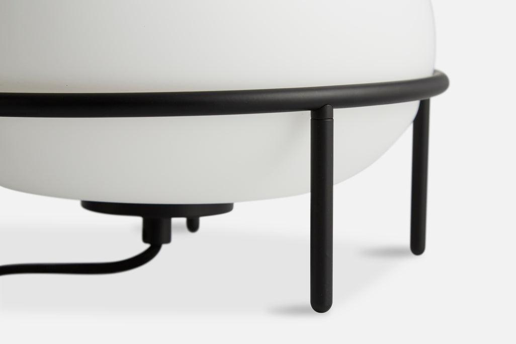 Woud - Pump Tischleuchte, Ø 24 cm, schwarz-Leuchten-Woud-TOJU Interior