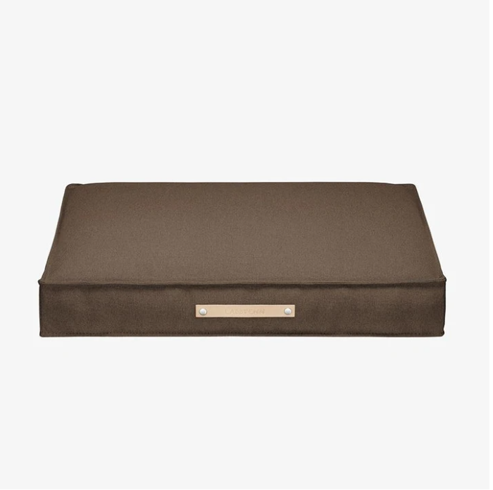 Labbvenn - Hundekissen Töve-Hundekissen-Labbvenn-Brown-Small - 70 x 50 x 12 cm-TOJU Interior