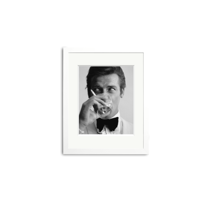 Sonic Editions - Wandbild - James Bond, Martiniglas-Wandbild-Sonic Editions-S - 35x28cm-Weiß-Auf Anfrage-TOJU Interior